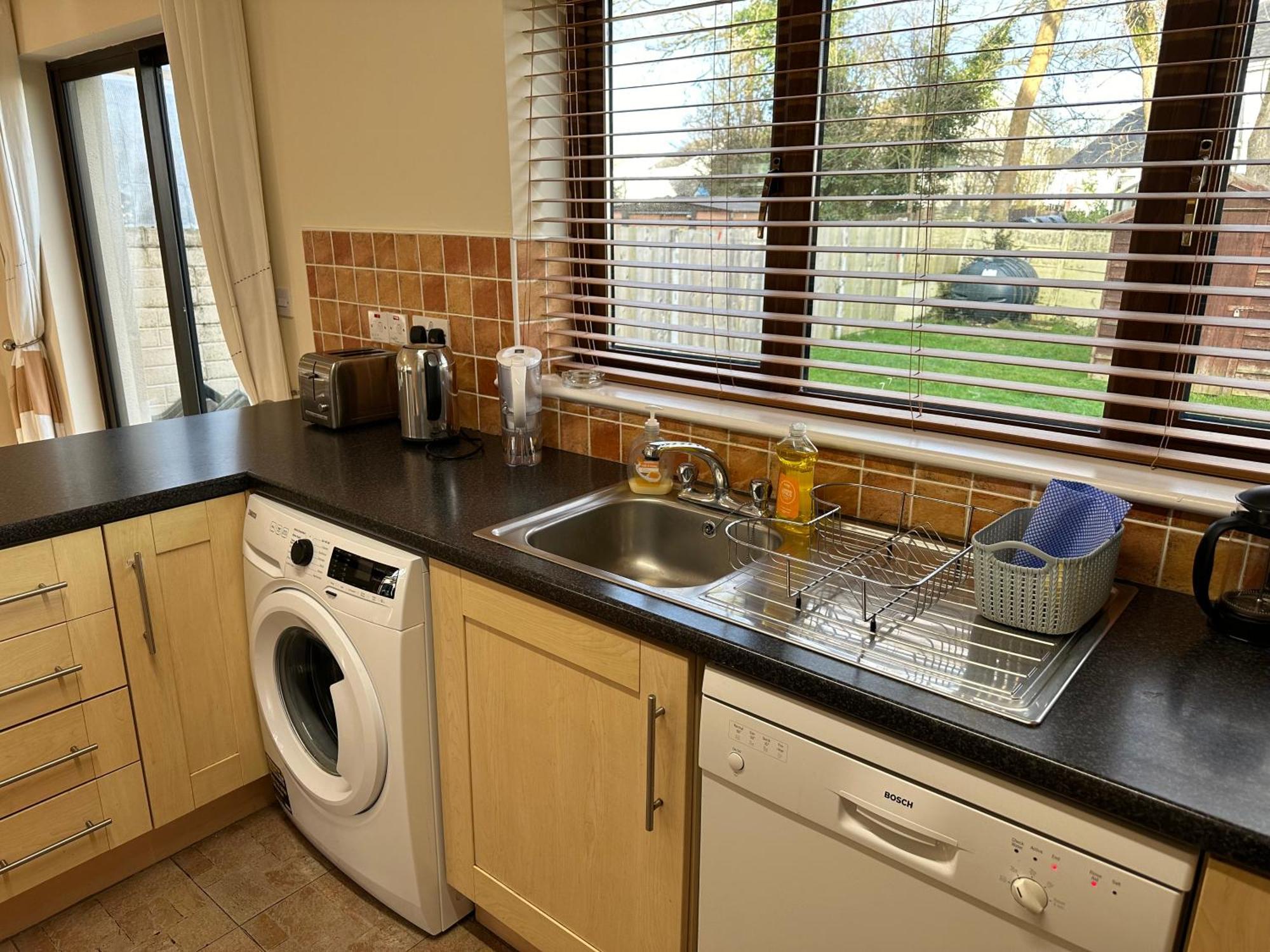 Home Near The River Shannon Rooskey ภายนอก รูปภาพ