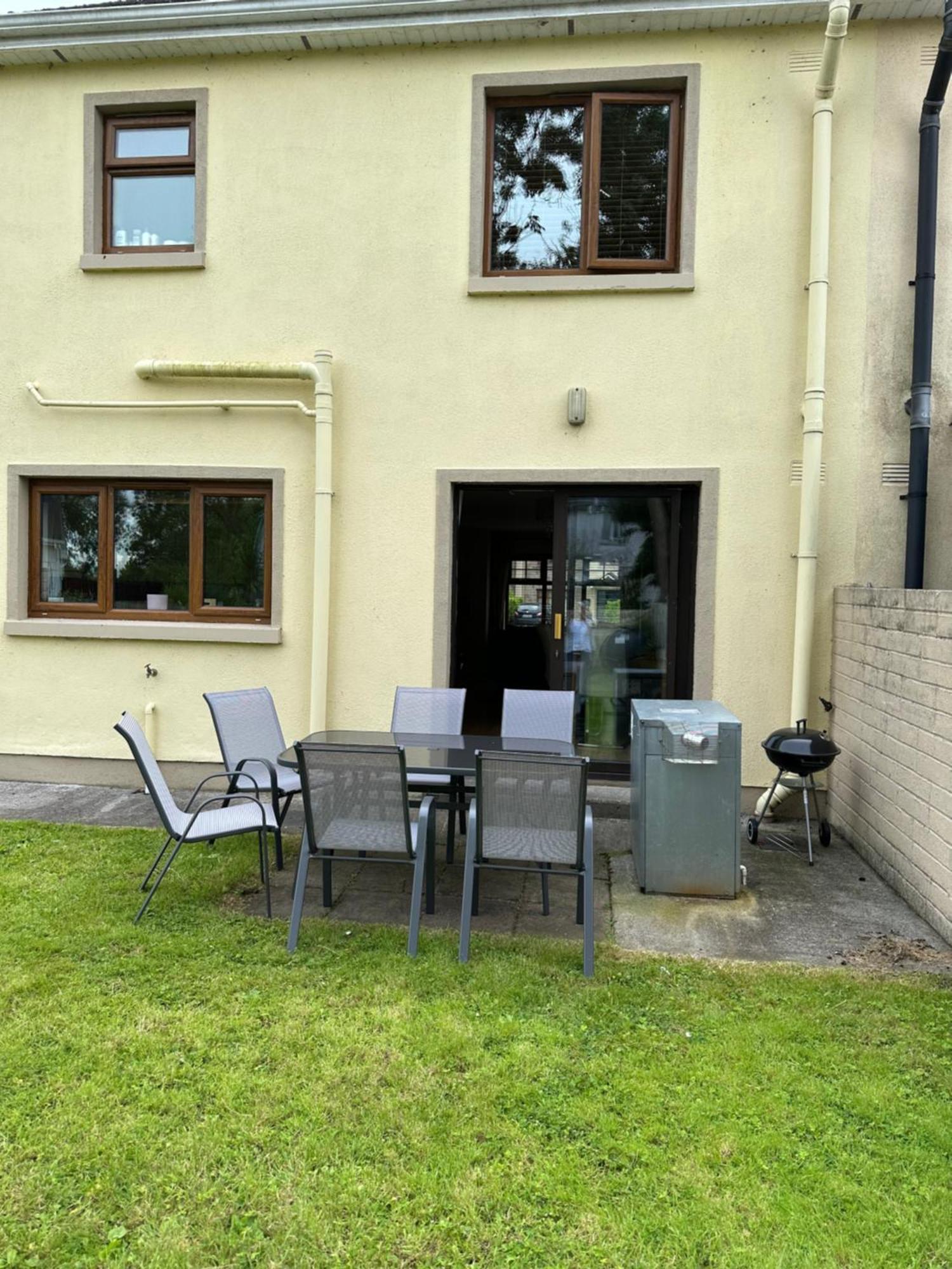 Home Near The River Shannon Rooskey ภายนอก รูปภาพ
