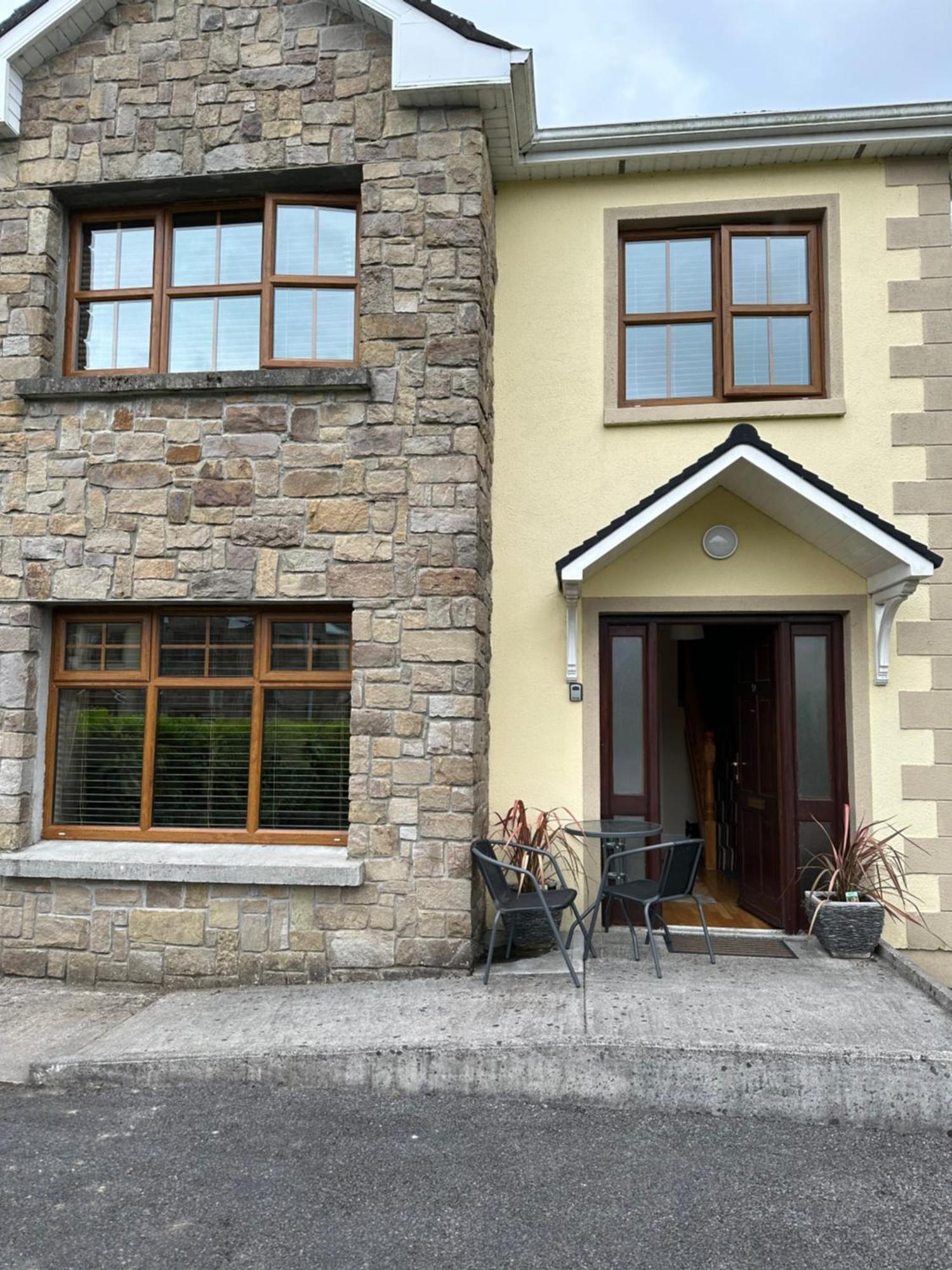 Home Near The River Shannon Rooskey ภายนอก รูปภาพ